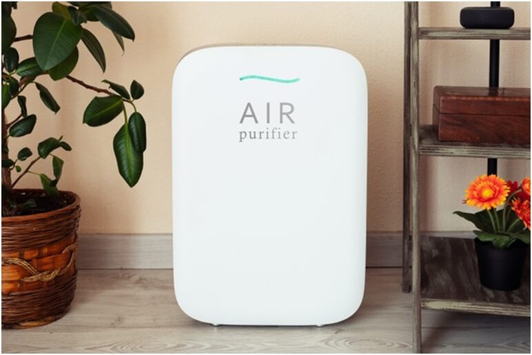 How does an air purifier operate